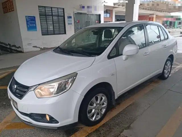 Venucia D50 2015 1.6L Manual Luxury Edition