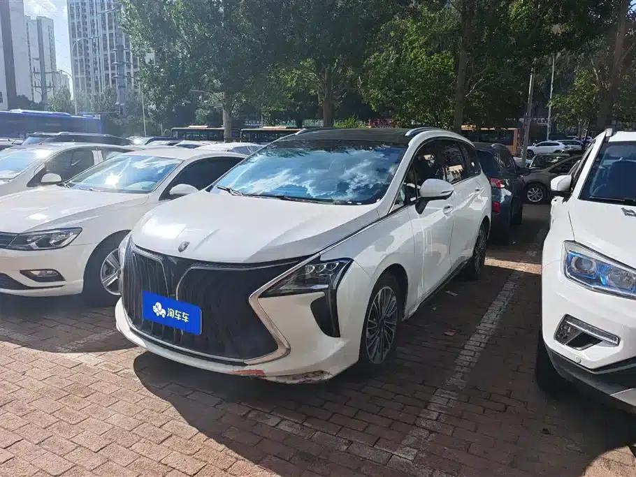Fengxing Yacht 2022 1.5T DCT Wave Chaser Edition — миниатюра 1