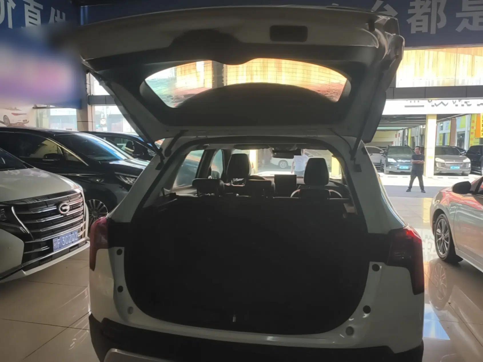 Venucia T60 2018 1.6L CVT Zhiyue Edition China V Standard — миниатюра 22