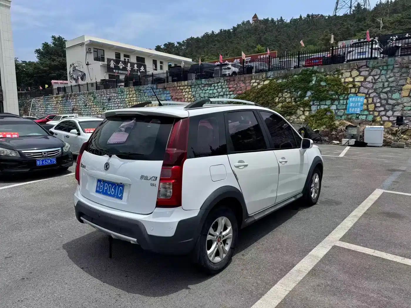 Jingyi X3 2016 1.5L Comfort Model — миниатюра 4