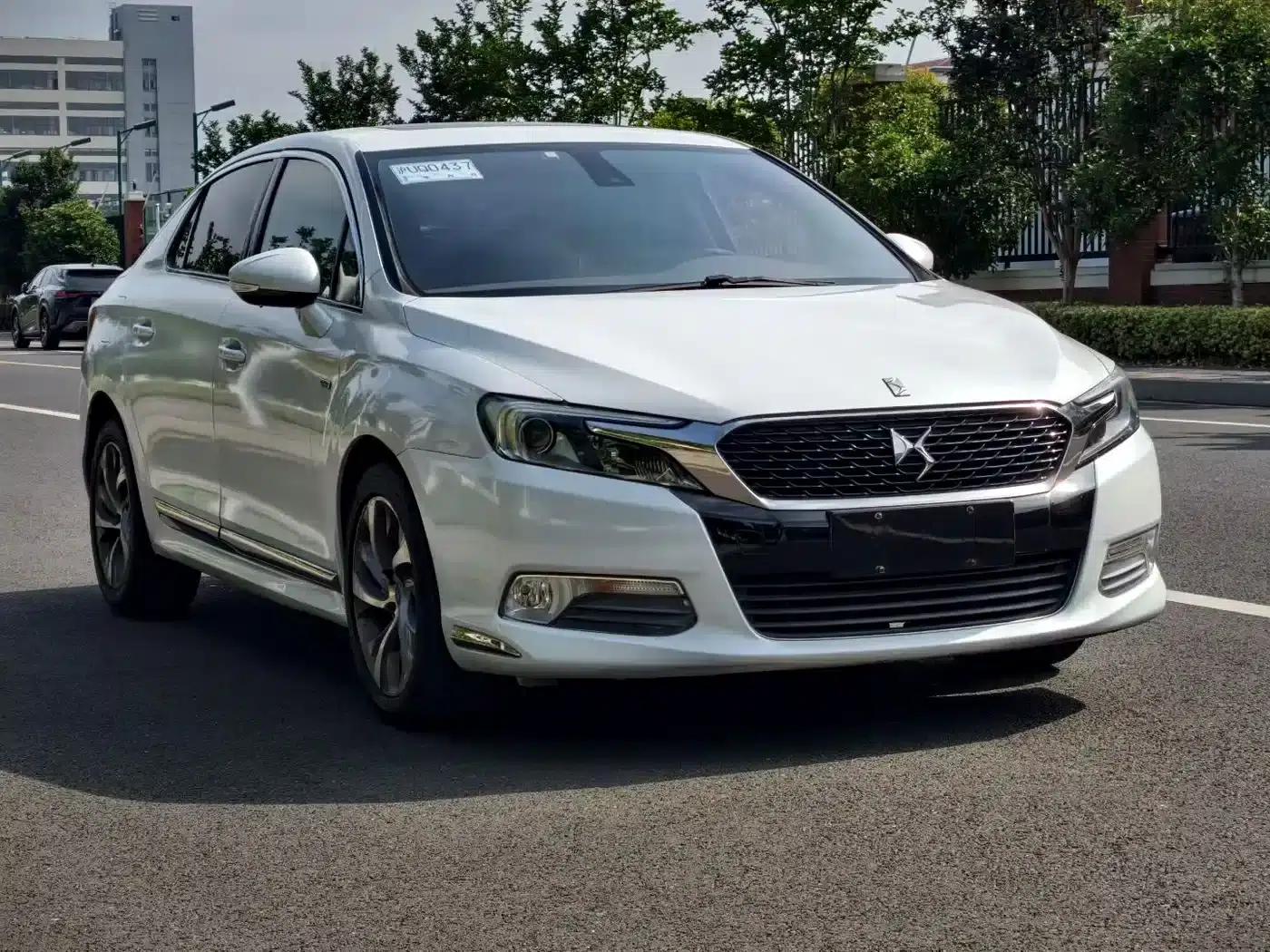 DS 5LS 2014 1.6T Elegant Edition THP160 — миниатюра 3