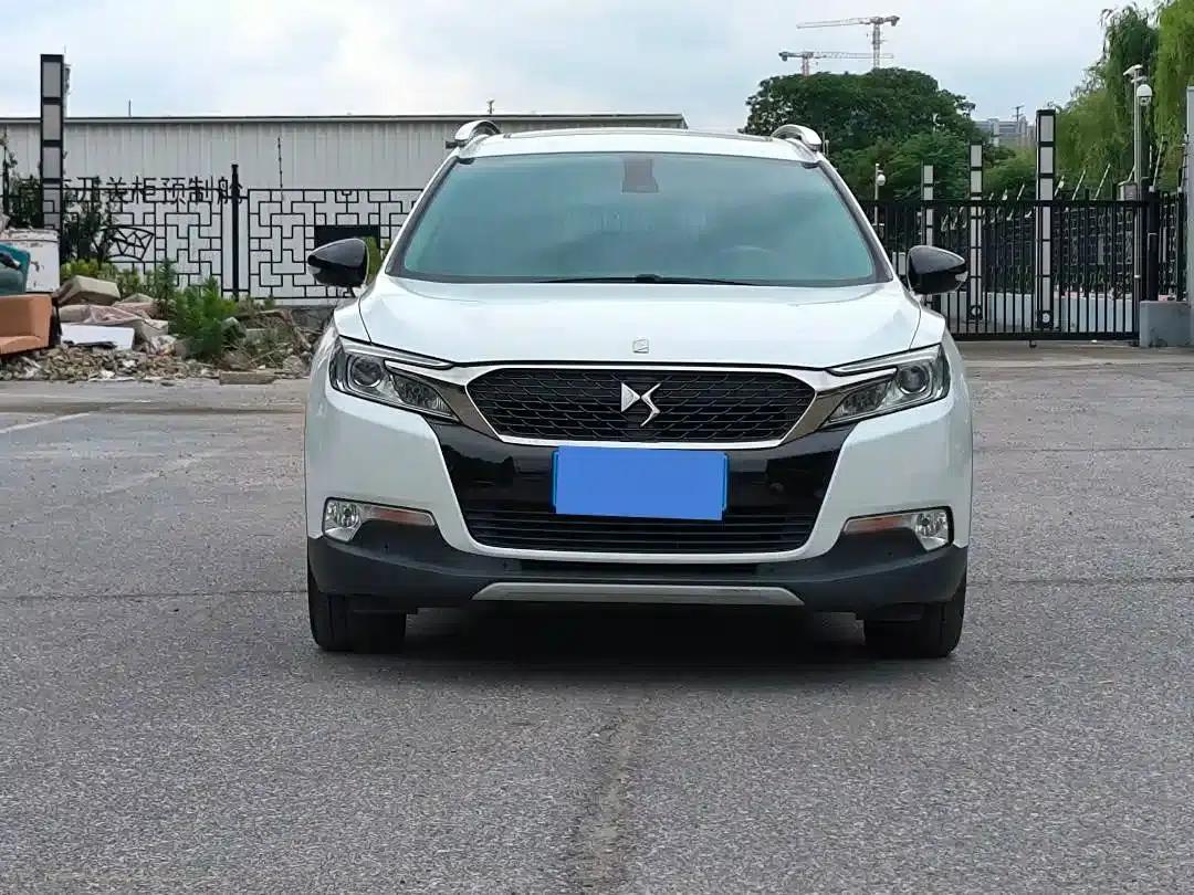DS 6 2014 1.6T Premium Edition THP160 — миниатюра 2