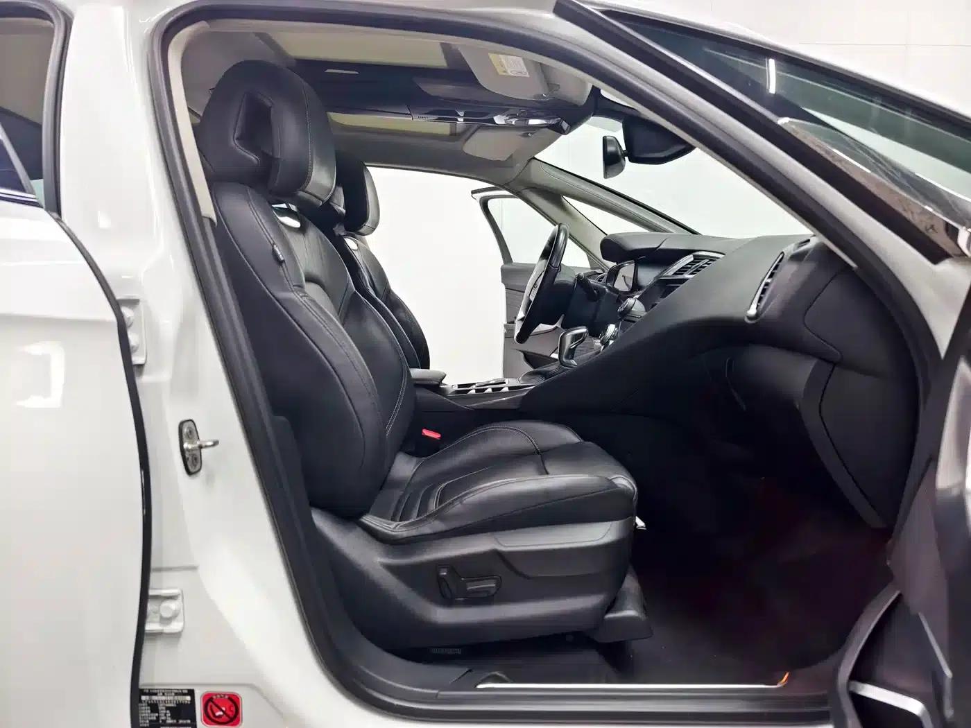 DS 5 2014 1.6T Elegant Edition THP160 — миниатюра 14