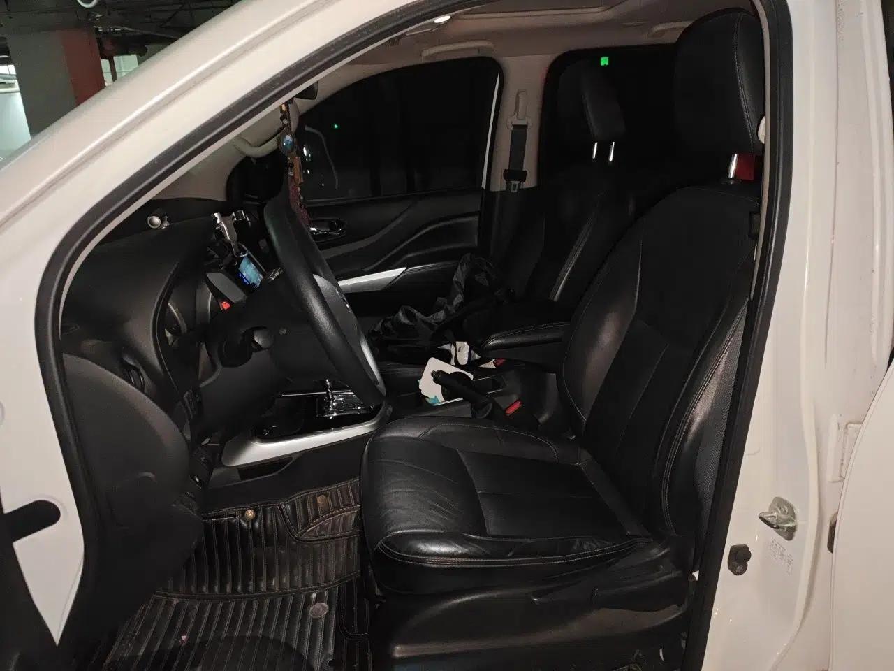 Nissan Terra 2018 2.5L Automatic 4x4 Luxury Edition — миниатюра 15