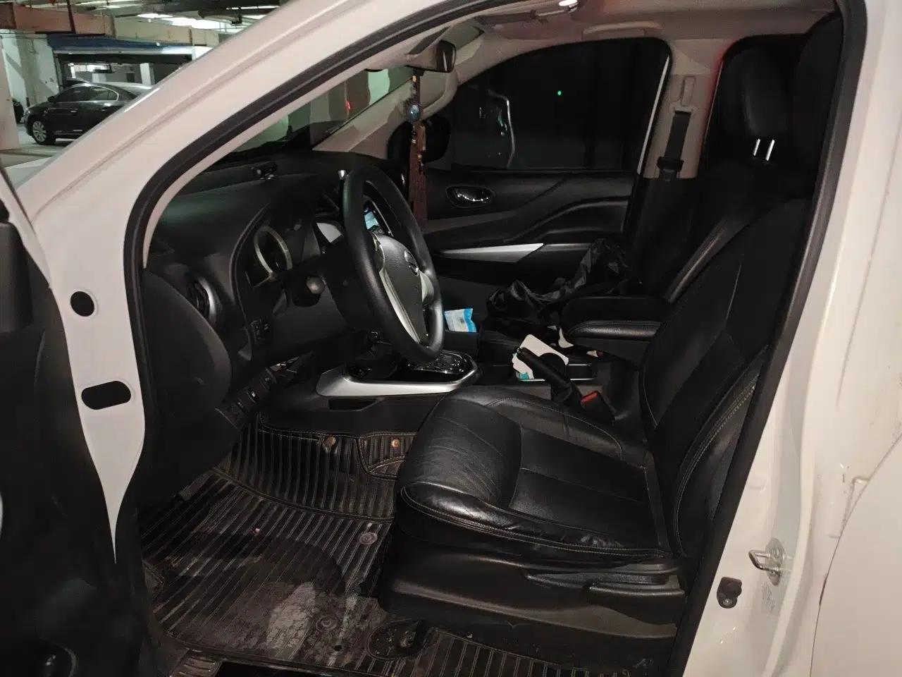 Nissan Terra 2018 2.5L Automatic 4x4 Luxury Edition — миниатюра 16