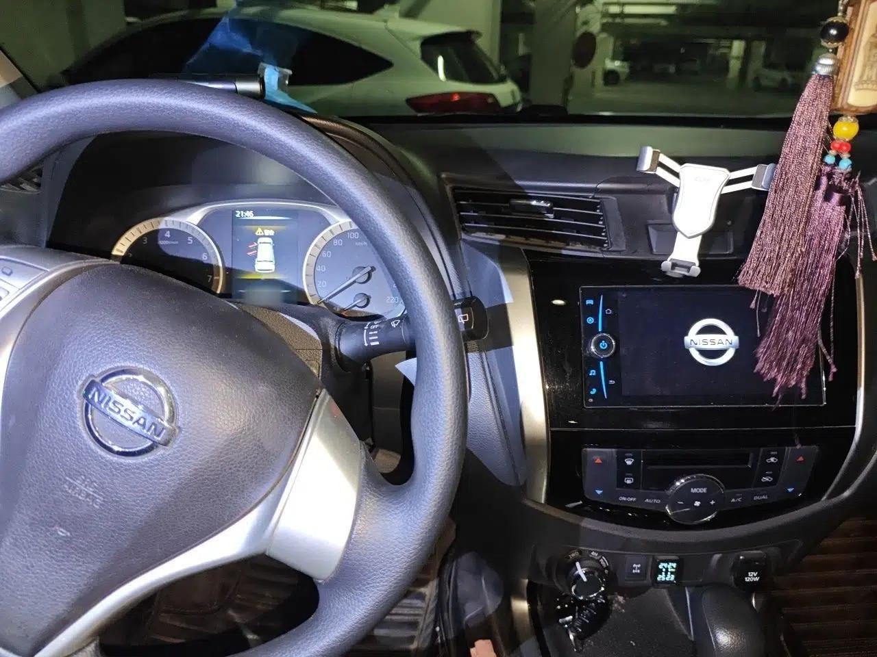 Nissan Terra 2018 2.5L Automatic 4x4 Luxury Edition — миниатюра 9
