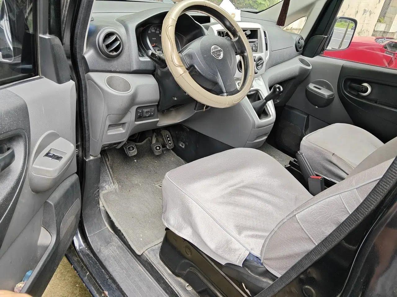 Nissan NV200 2013 1.6L Luxury Model China IV Standard — миниатюра 16