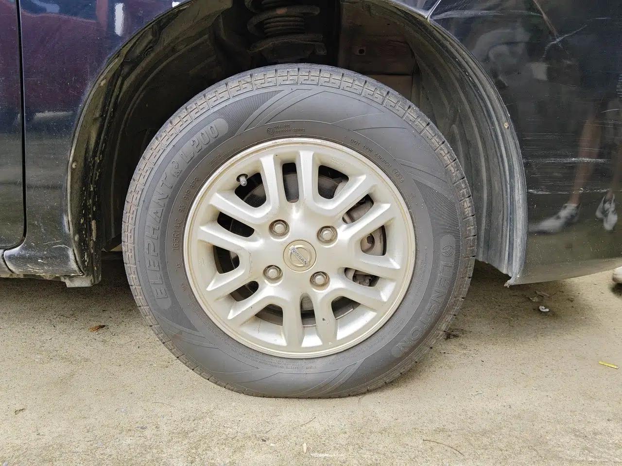 Nissan NV200 2013 1.6L Luxury Model China IV Standard — миниатюра 8