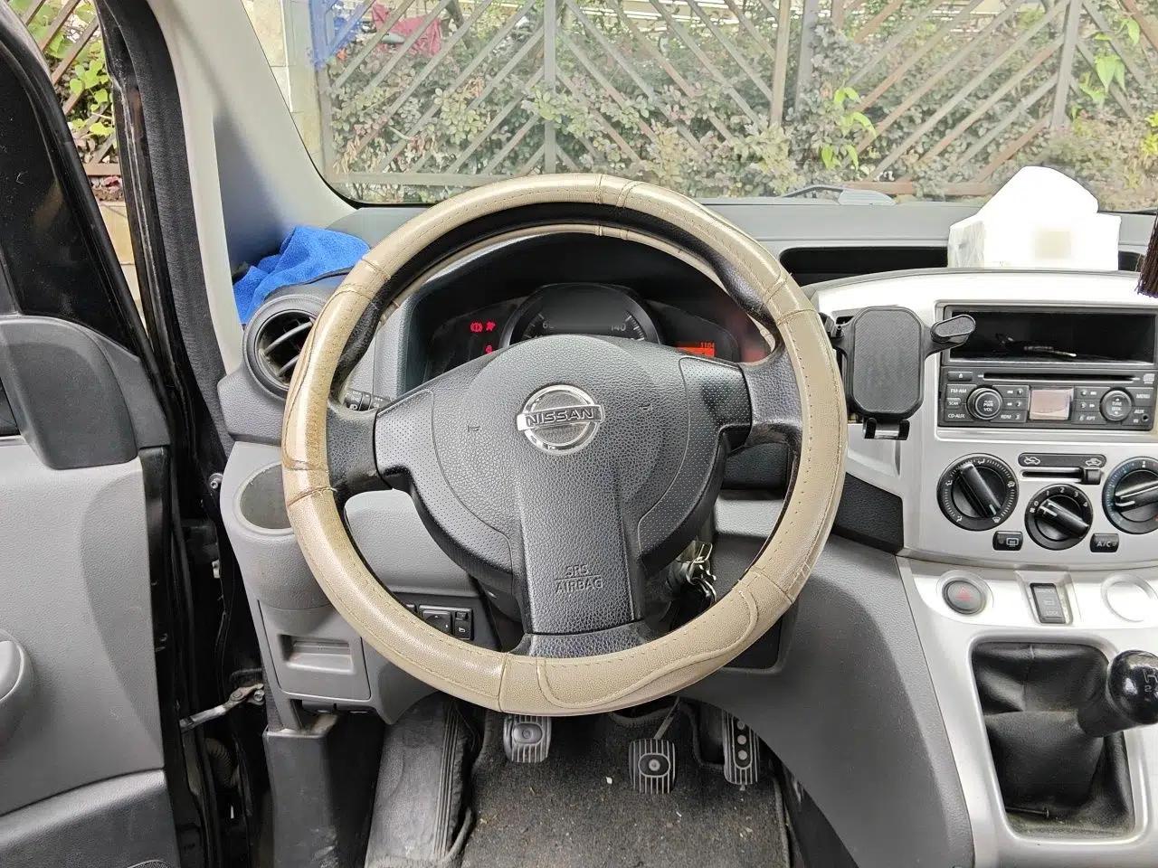 Nissan NV200 2013 1.6L Luxury Model China IV Standard — миниатюра 10