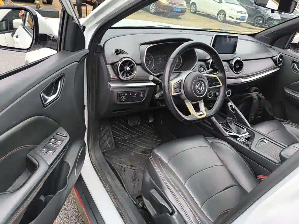 Fengguang 500 2021 Model 1.5L CVT Premium Edition — миниатюра 16
