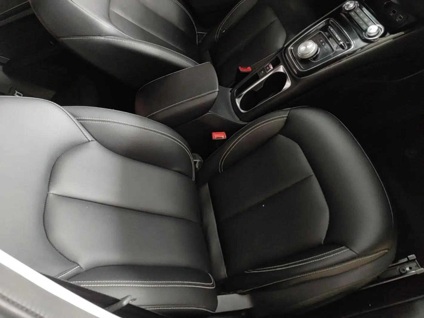 Roewe Ei5 2018 Internet Flagship Edition — миниатюра 19