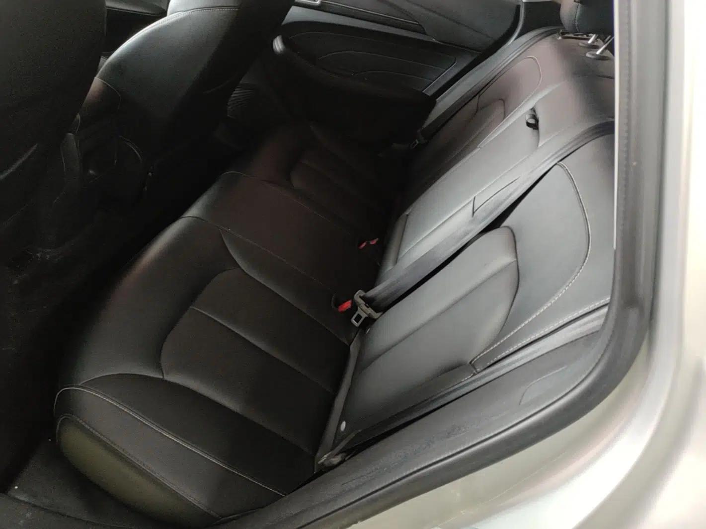 Roewe Ei5 2018 Internet Flagship Edition — миниатюра 20