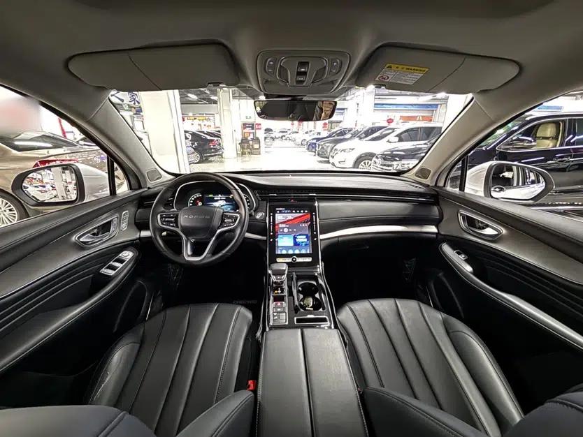Roewe RX5 MAX 2019 300TGI Automatic Smart Cabin Luxury Edition — миниатюра 8
