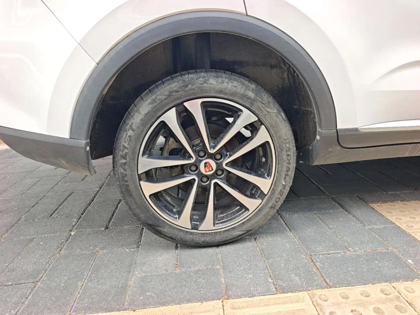 Roewe RX3 2018 1.6L CVT Flagship Edition — миниатюра 11
