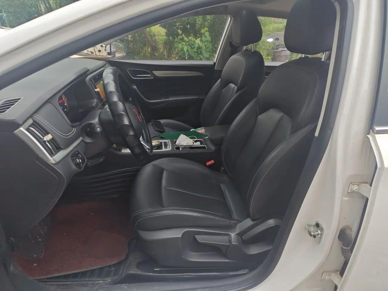 Roewe i6 New Energy 2019 PLUS 50T 4G Connected Glory Luxury Edition — миниатюра 15