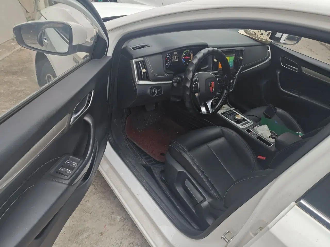 Roewe i6 New Energy 2019 PLUS 50T 4G Connected Glory Luxury Edition — миниатюра 16