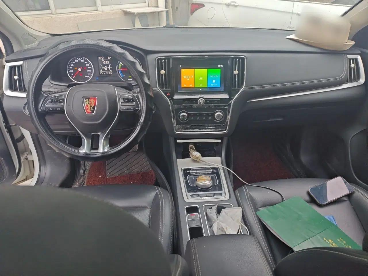 Roewe i6 New Energy 2019 PLUS 50T 4G Connected Glory Luxury Edition — миниатюра 9