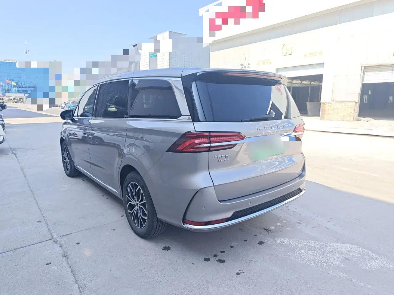 Roewe iMAX8 New Energy 2025 1.5T DMH Lu Zun Deluxe Edition — миниатюра 4