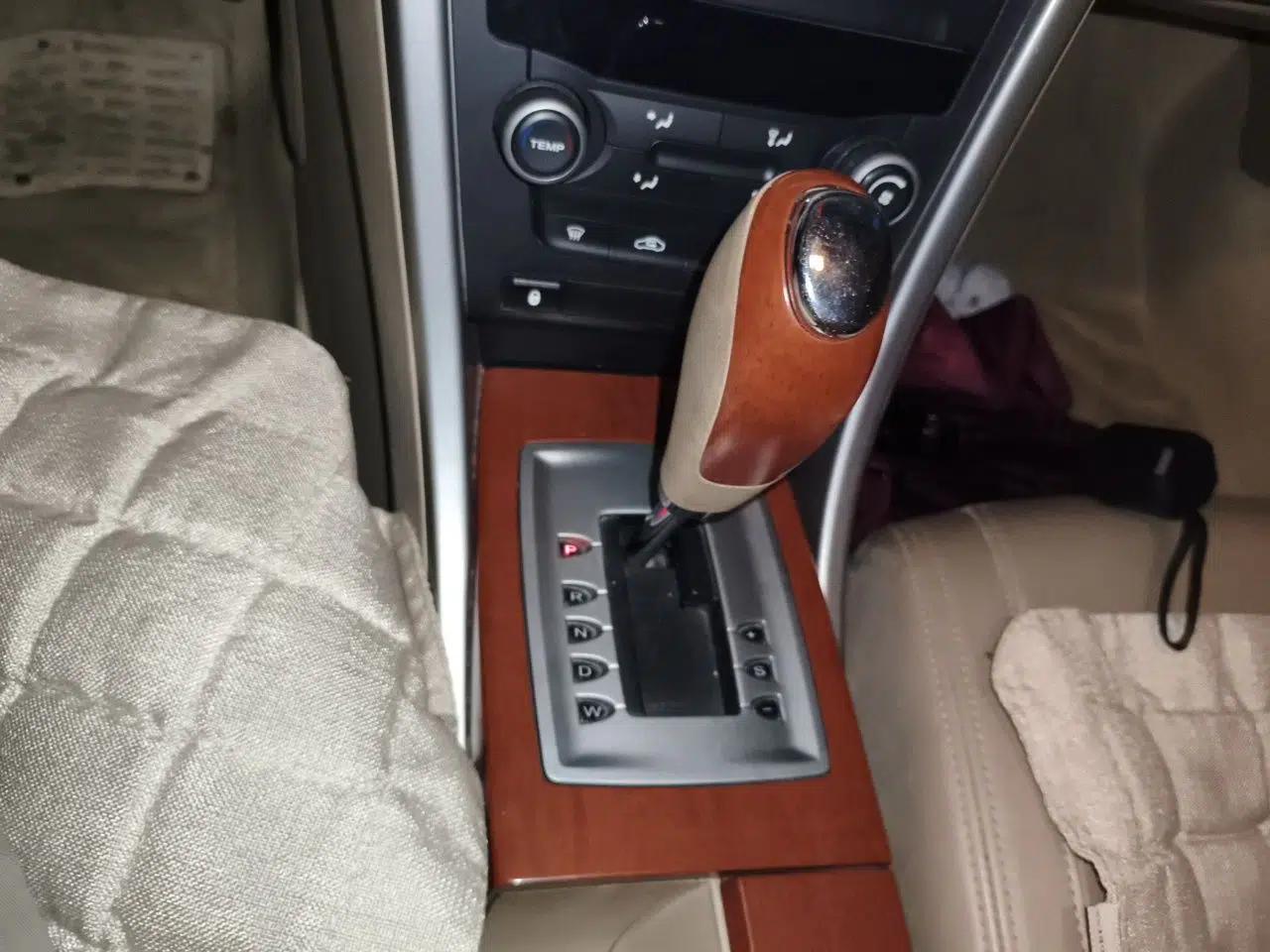 Roewe 550 2012 550 1.8L Automatic Value Edition — миниатюра 14