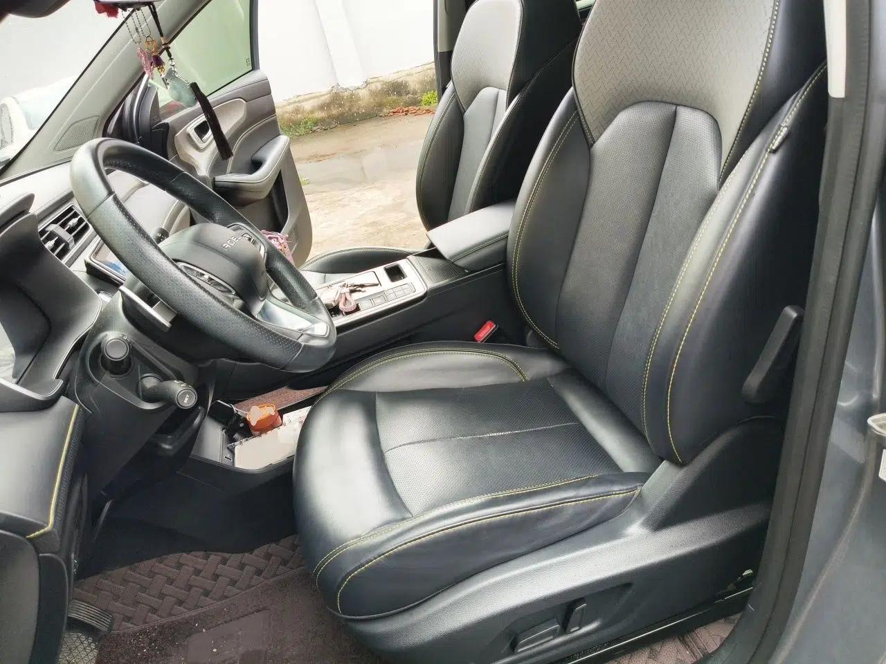 Roewe RX5 eMAX 2020 500 PHEV Smart Cabin Flagship Edition — миниатюра 15