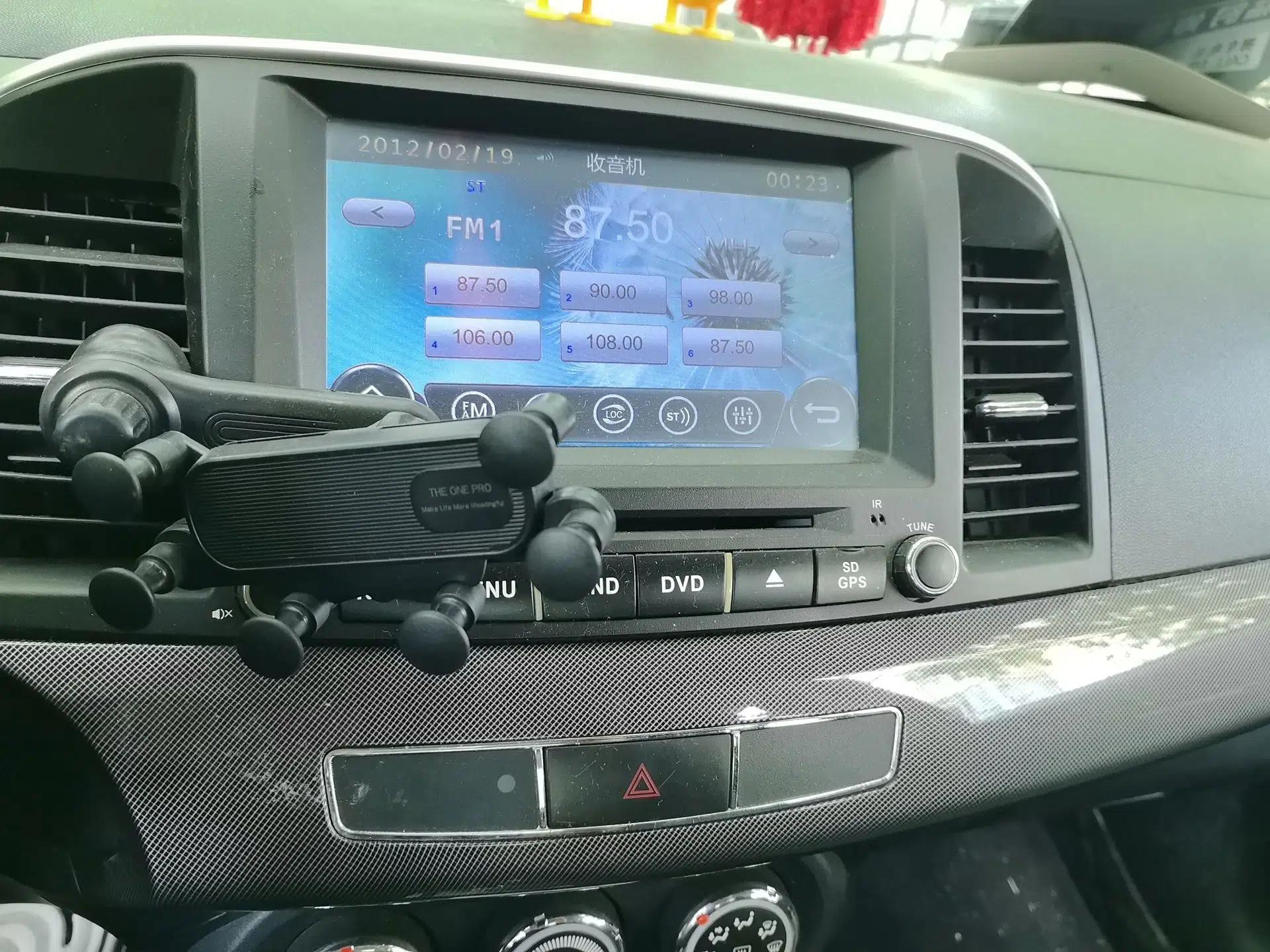 Mitsubishi Lancer EX 2013 Fashion Edition 1.8L CVT Comfort Version — миниатюра 13
