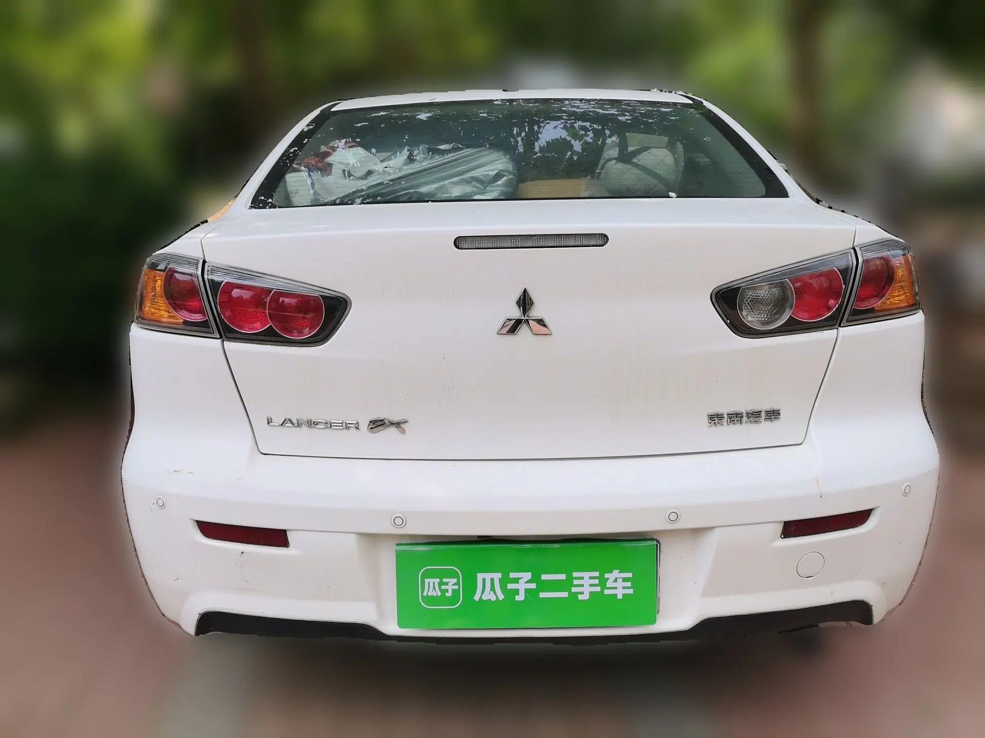 Mitsubishi Lancer EX 2013 Fashion Edition 1.8L CVT Comfort Version — миниатюра 5