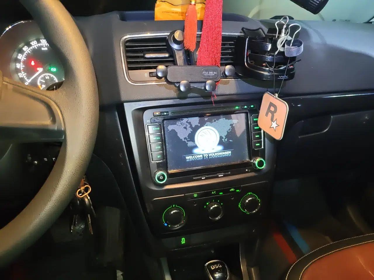 Skoda Yeti 2016 1.4TSI DSG Advanced Edition — миниатюра 13