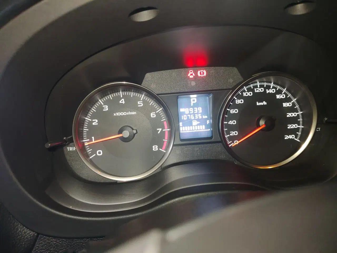 Subaru XV 2014 2.0i Luxury Navigation Edition — миниатюра 12