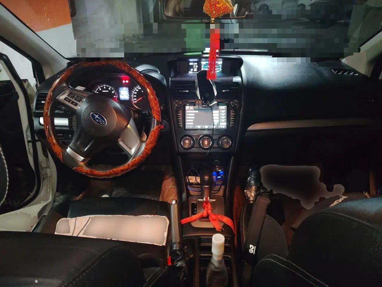 Subaru XV 2014 2.0i Luxury Navigation Edition — миниатюра 9