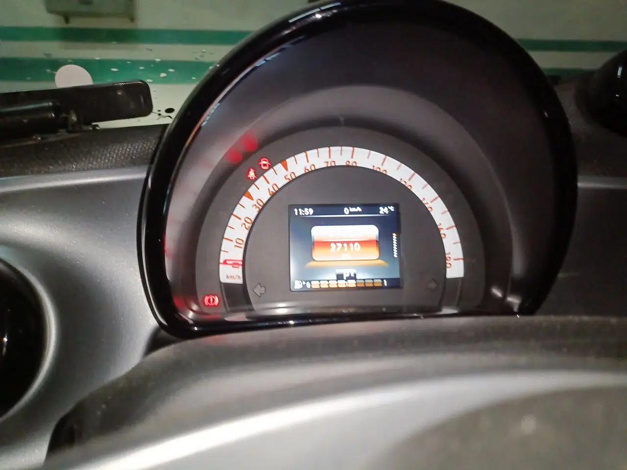 smart forfour 2018 1.0L 52kW Passion Edition — миниатюра 11