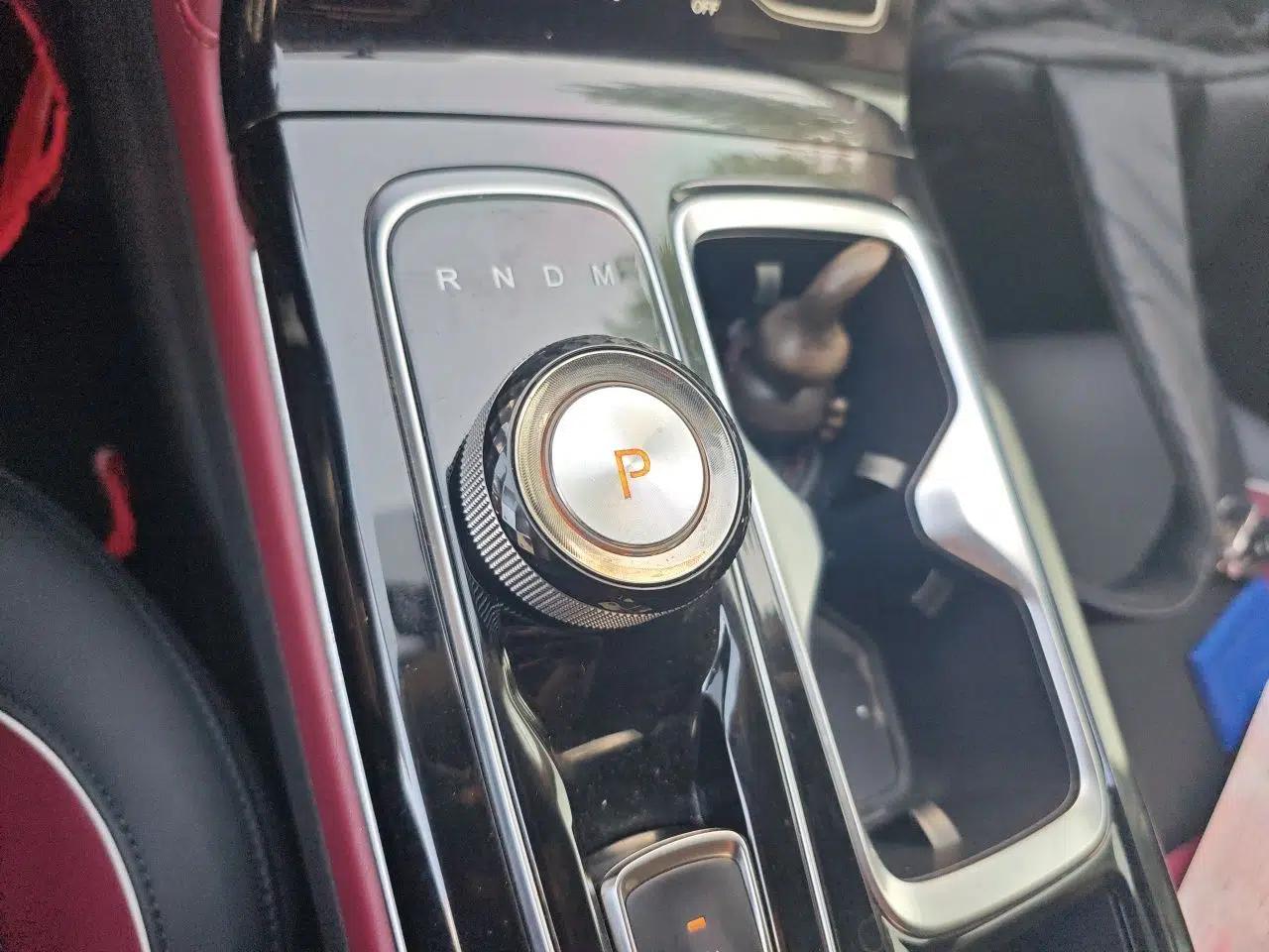SOL QX 2021 300T DCT Luxury Smart Connectivity Version — миниатюра 14