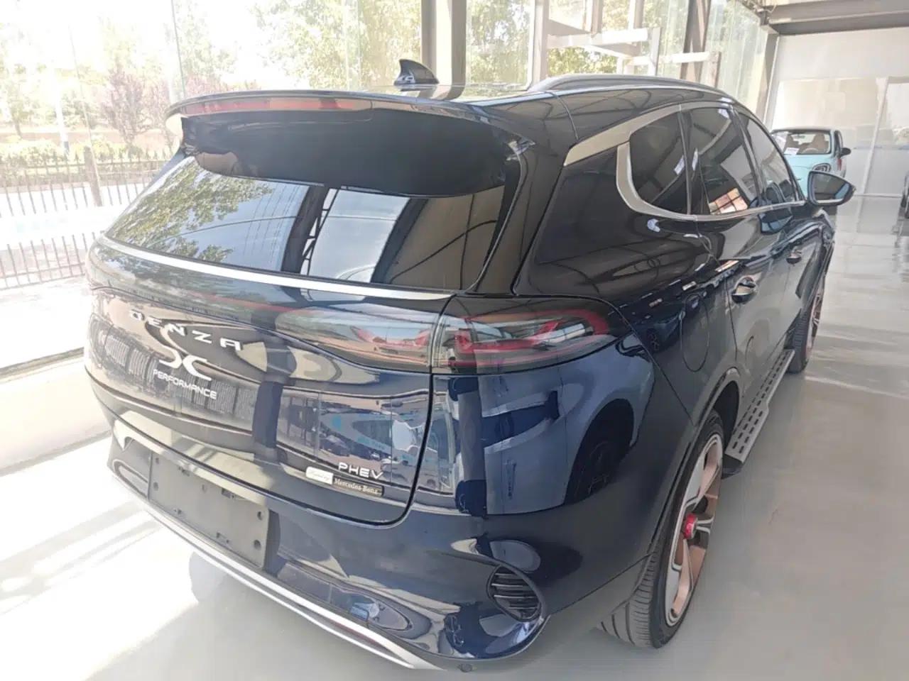 Denza X 2020 PHEV Flagship Edition — миниатюра 6