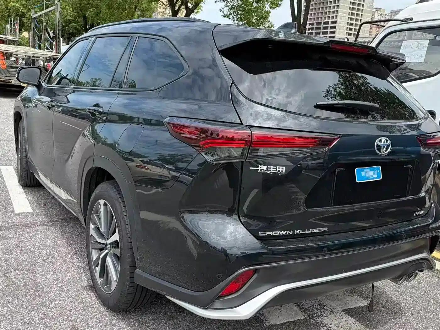 Crown Land Cruiser 2024 2.5L HEV 4WD Premium Edition — миниатюра 3