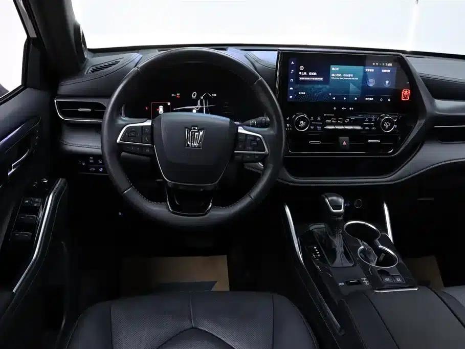 Crown Land Cruiser 2021 2.5L HEV 4WD Flagship Edition — миниатюра 21