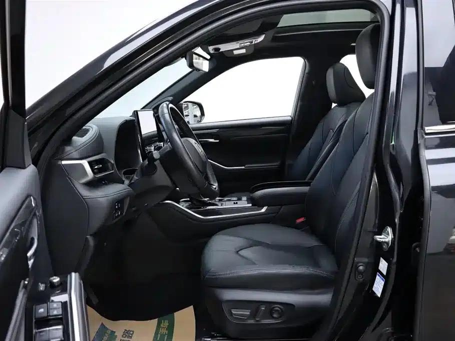 Crown Land Cruiser 2021 2.5L HEV 4WD Flagship Edition — миниатюра 10