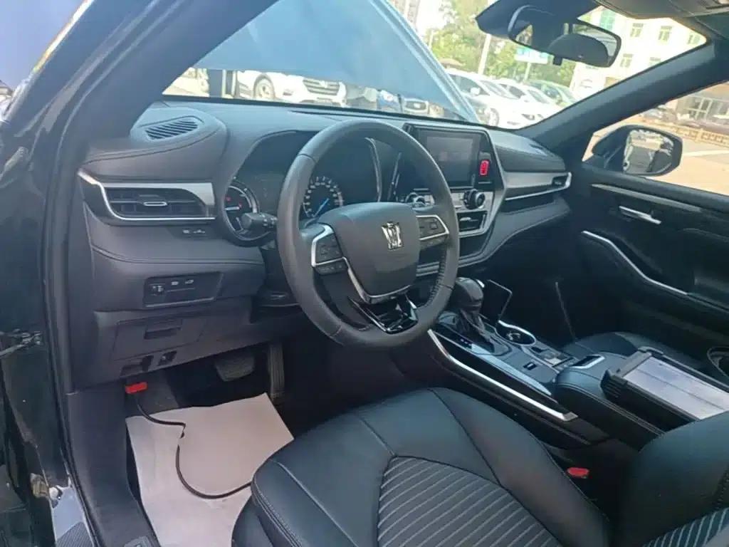 Crown Land Cruiser 2023 2.5L HEV 4WD Luxury Edition — миниатюра 10
