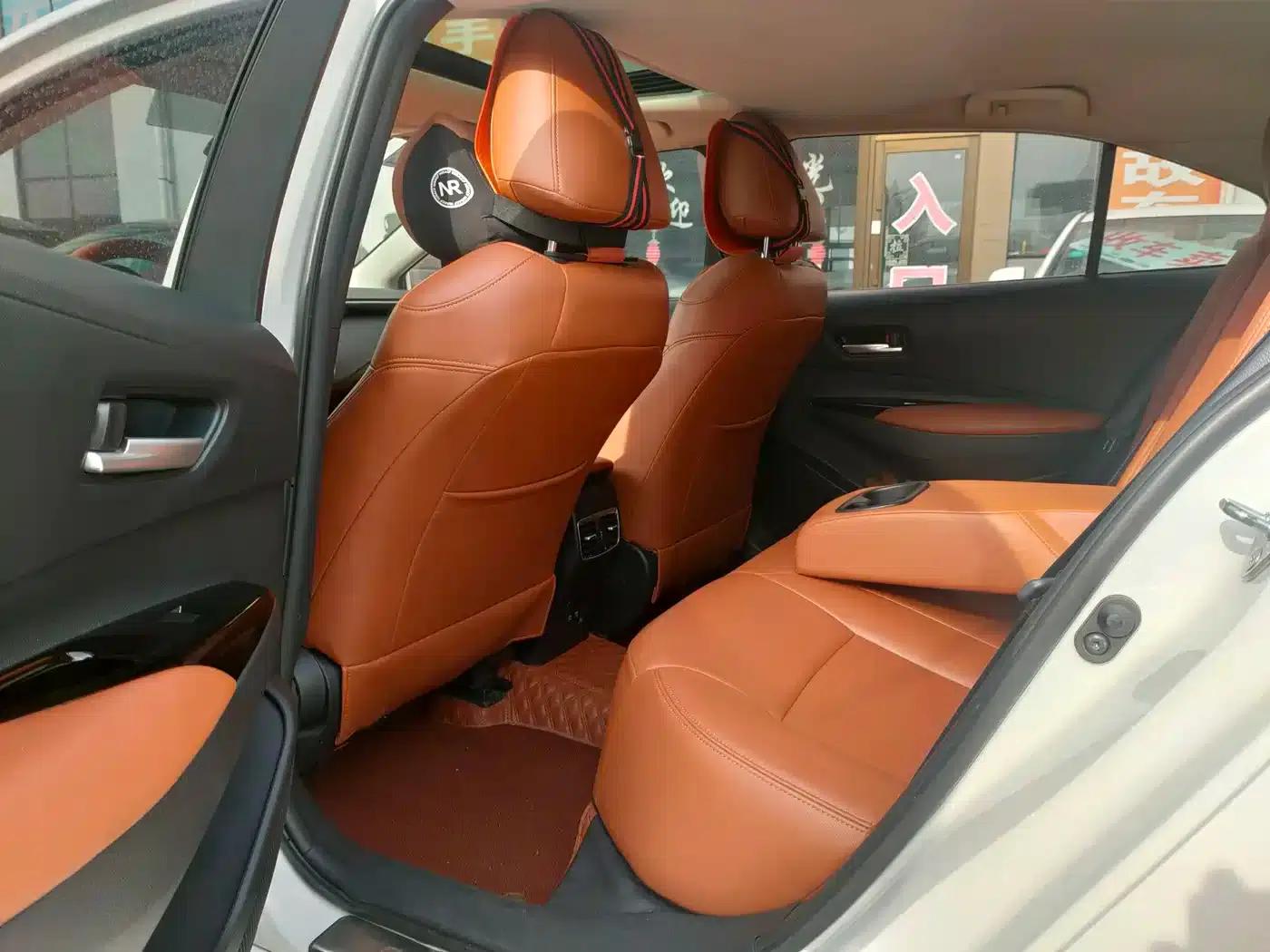 2022 Toyota Avalon 2.0L Elite Edition — миниатюра 13