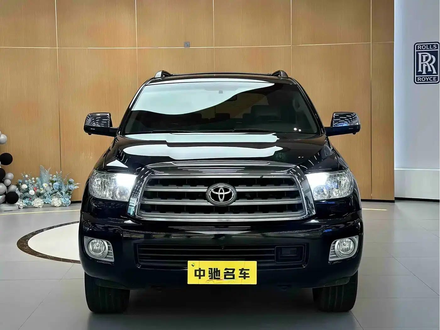 Sequoia 2010 5.7 Platinum Edition — миниатюра 2