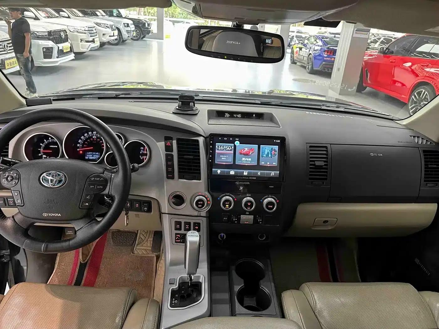 Sequoia 2010 5.7 Platinum Edition — миниатюра 9
