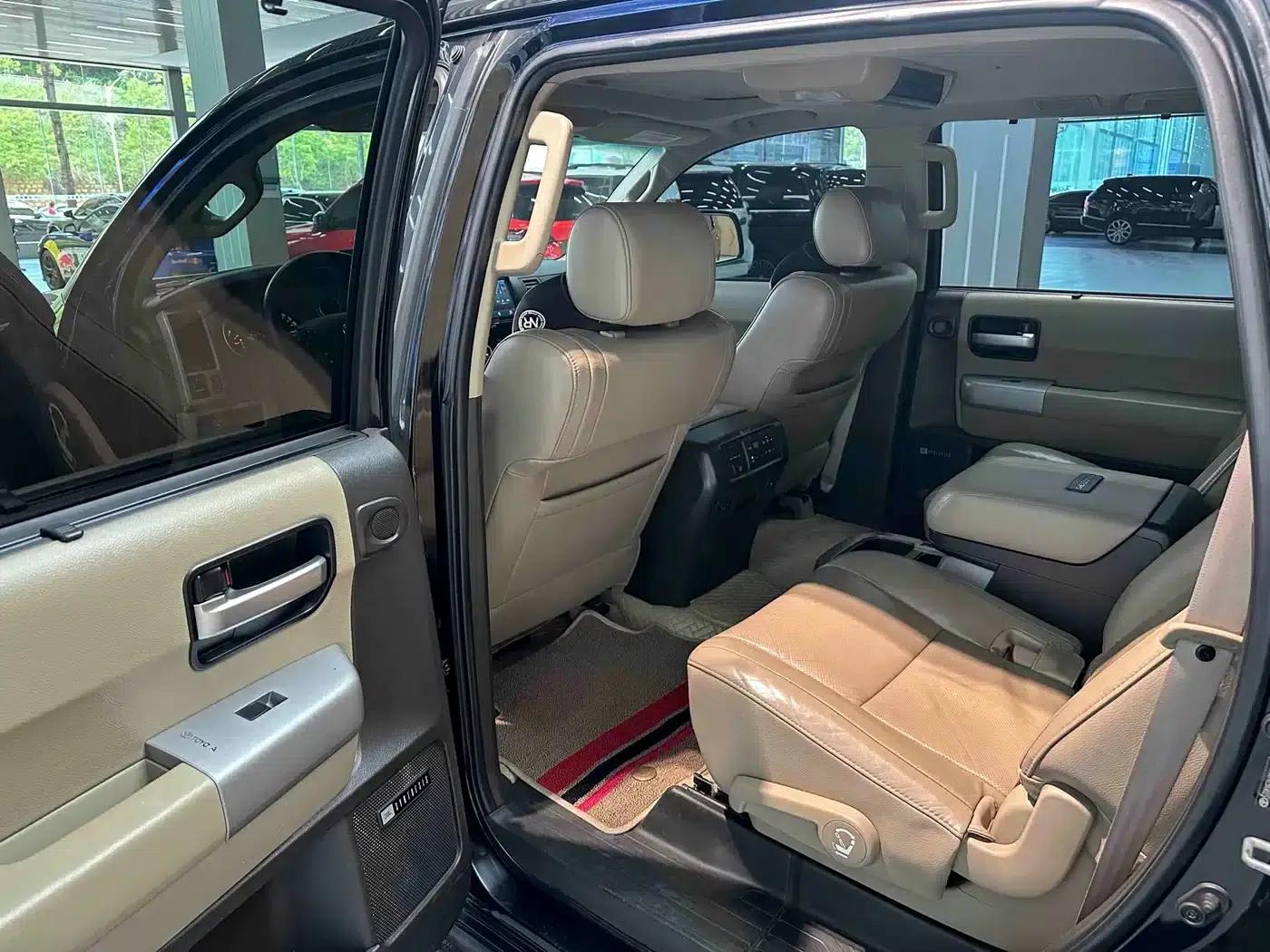 Sequoia 2010 5.7 Platinum Edition — миниатюра 10