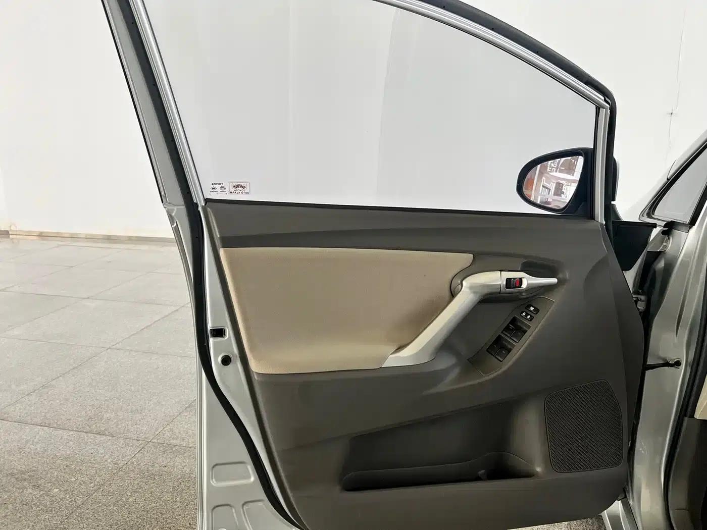 E'Z 2014 Star Shine 180E CVT Elite Edition — миниатюра 16