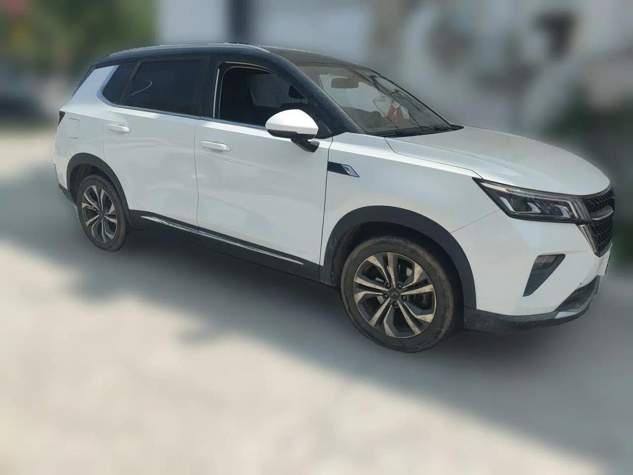 Wuling Asta 2021 1.5T CVT Starlight Edition — миниатюра 3
