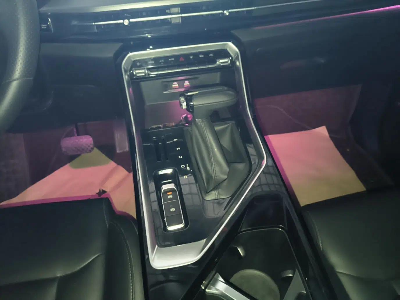 Wuling Asta 2021 1.5T CVT Star曜 Edition — миниатюра 16