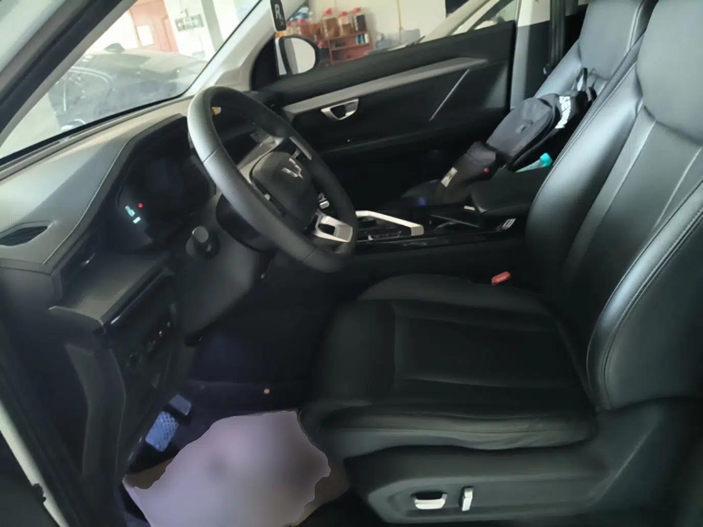 Wuling Asta 2021 1.5T CVT Star曜 Edition — миниатюра 17