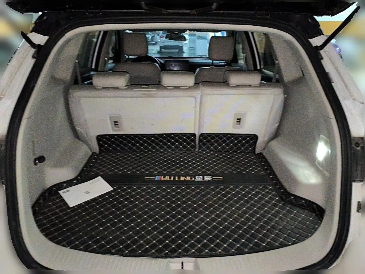 Wuling Asta 2021 1.5T CVT Star曜 Edition — миниатюра 14