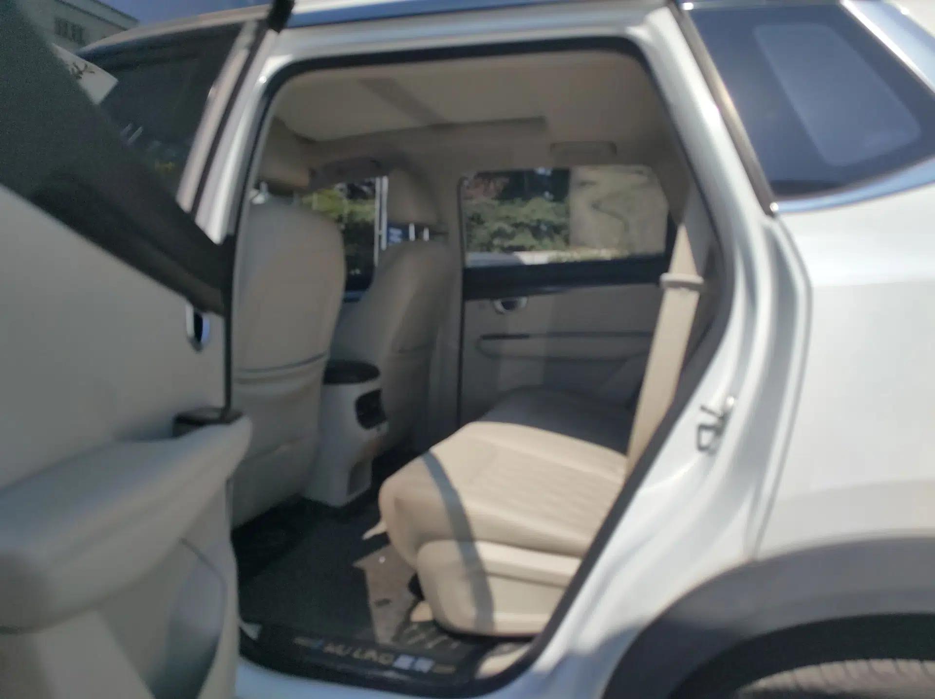 Wuling Asta 2021 1.5T CVT Star曜 Edition — миниатюра 16