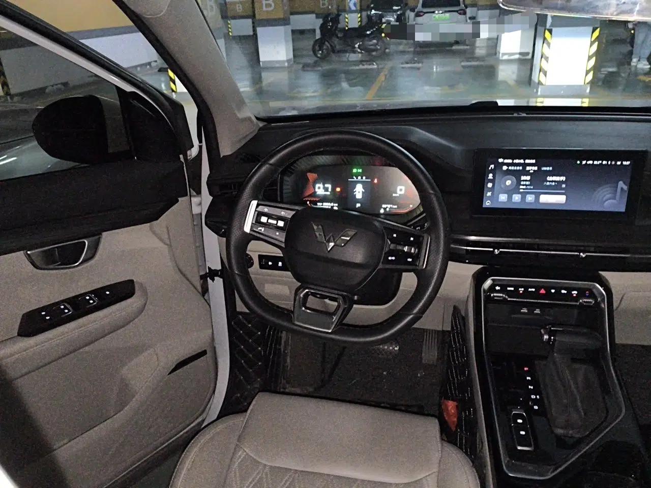 Wuling Asta 2021 1.5T CVT Star曜 Edition — миниатюра 7