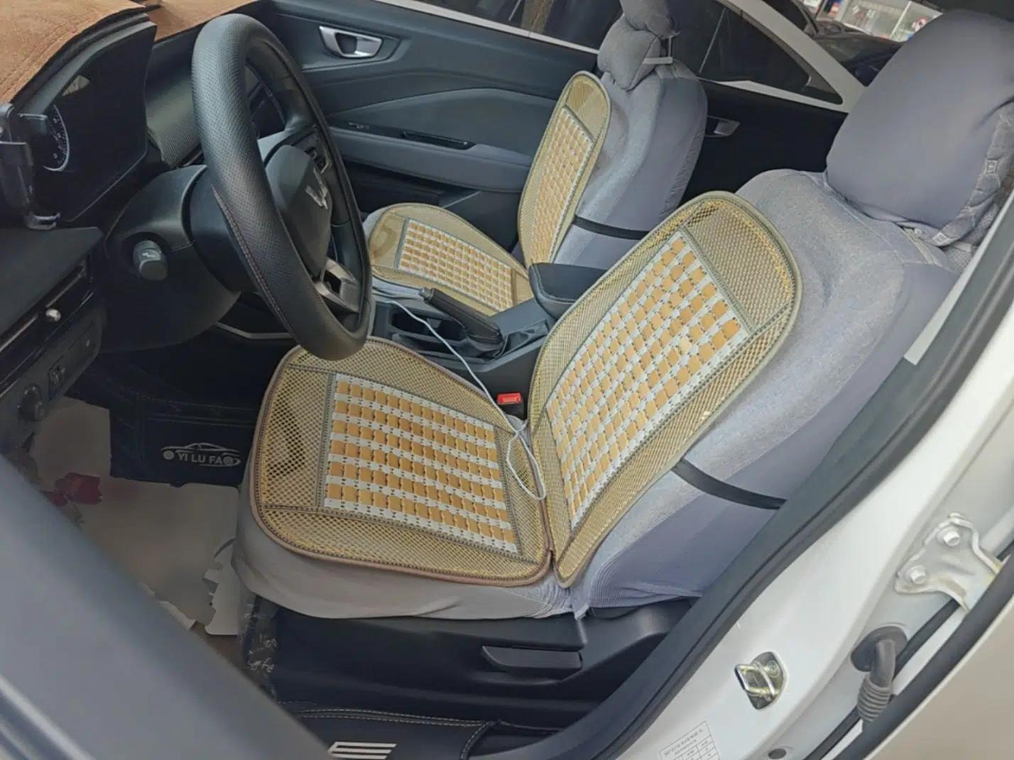 Wuling Alvez 2022 1.5L Manual Free-Style Model — миниатюра 17