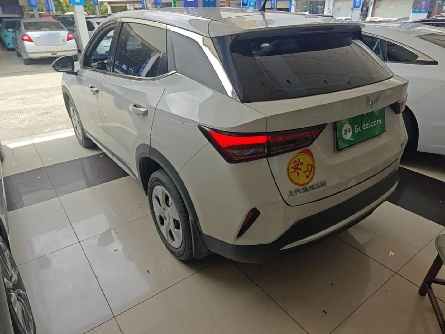 Wuling Alvez 2022 1.5L Manual Free-Style Model — миниатюра 4