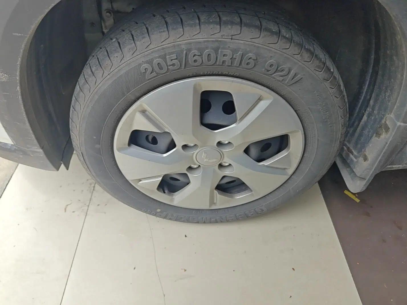 Wuling Alvez 2022 1.5L Manual Free-Style Model — миниатюра 10